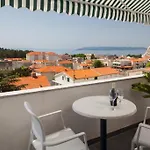 Апартаменти Town And Experience *