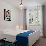 Town And Apartment *
