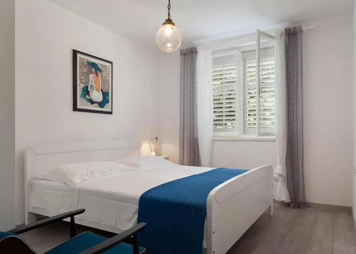 Town And Experience Apartman *